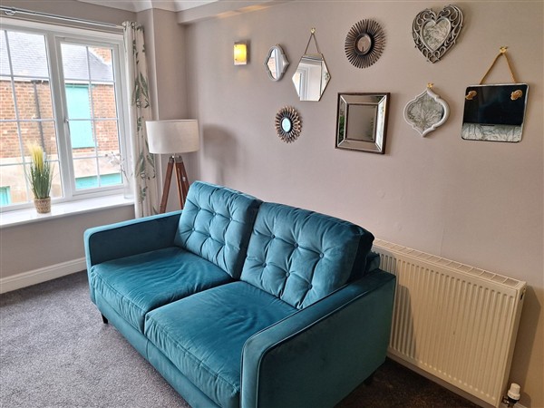 Old Coach House Apartment, 