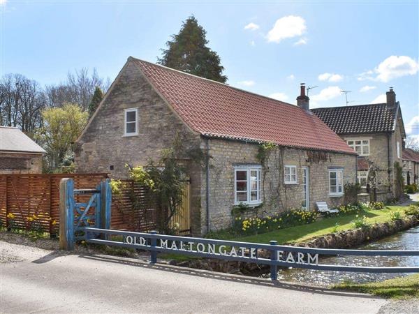 Old Maltongate Farm Cottage in Thornton Le Dale, Yorkshire, North Yorkshire