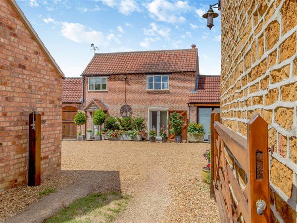 Paddock Cottage in Thorpe Arnold, Near Melton Mowbray, Leicestershire