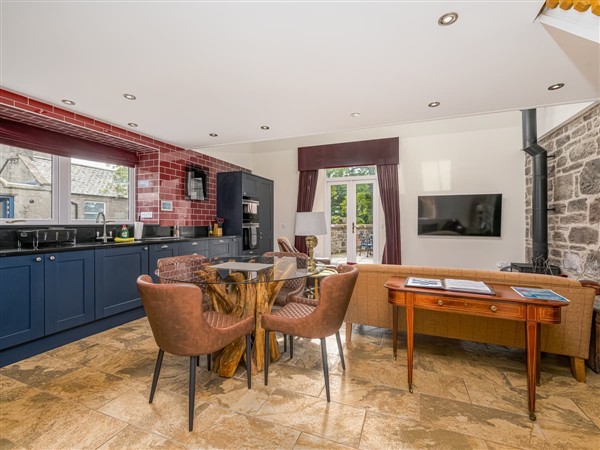 Panbride Getaways - The Groom’s Bothy in Angus