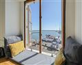 Relax at Panoramic Apartment; Dorset