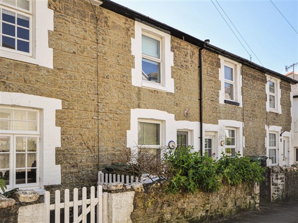Pebble Cottage in Isle of Wight