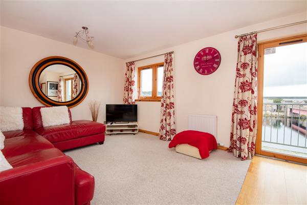 Penthouse Riverview Apartment in Inverness-Shire