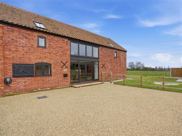 Pheasant Barn - UKC52218 in Suffolk