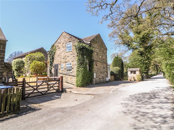 Pine Cottage in Derbyshire