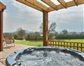 Enjoy your Hot Tub at Pinelands; ; Llansantffraidd-Ym-Mechain