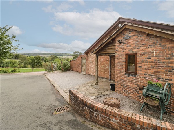 Pippin Bungalow, 