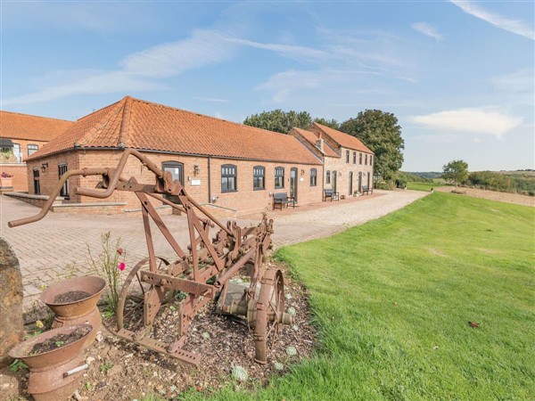 Poachers Hideaway - Juice Trump in Lincolnshire