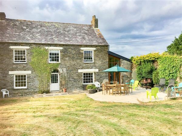 Polean Farm Cottages - The Old Farmhouse in Cornwall
