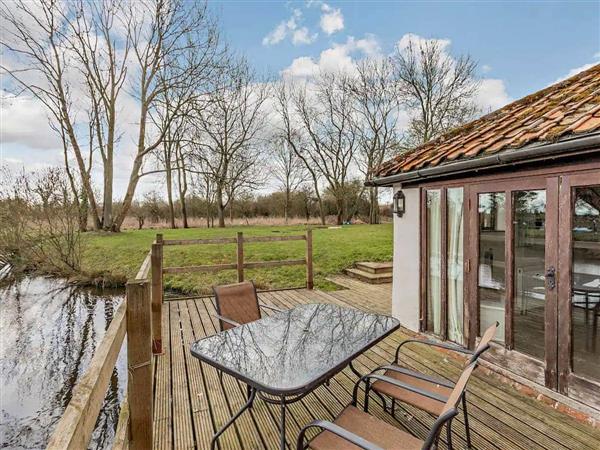 Pond View Cottage in Tibenham, Norfolk