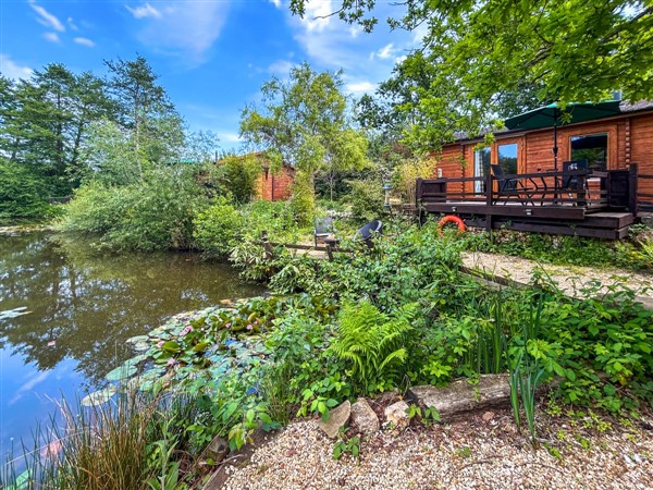 Pondside Lodge in Isle of Wight