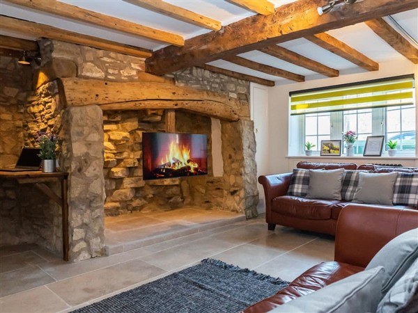 Pound Cottage in Gloucestershire