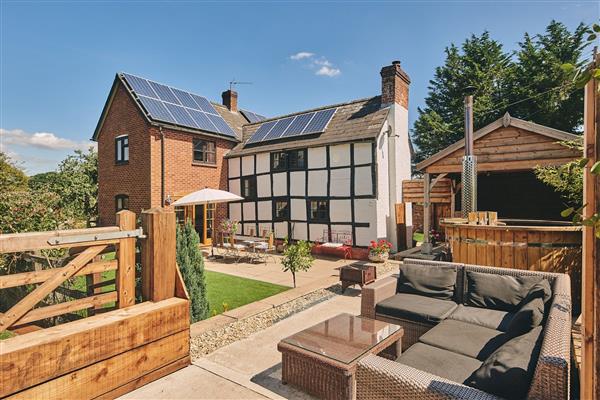 Powk Meadow Farmhouse - Herefordshire