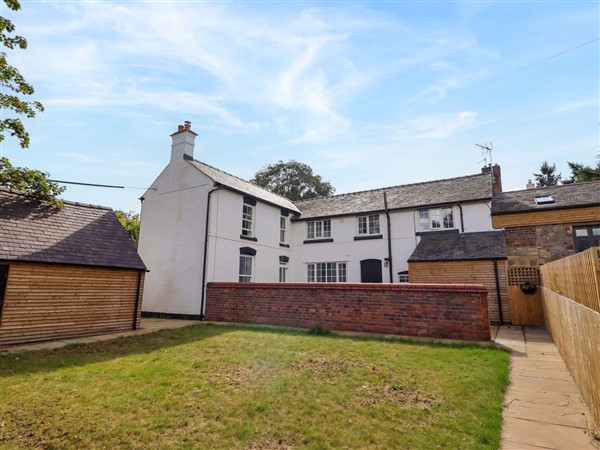 Preesgweene Farmhouse, 