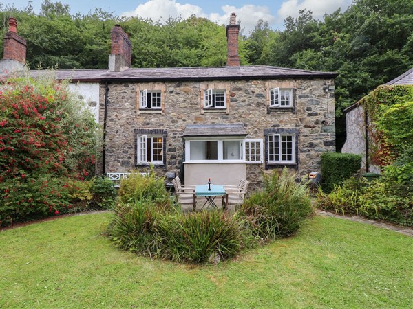 Puffin Cottage in Gwynedd