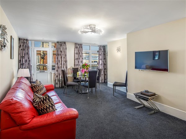 Queens Mansions - QM03 Duchess Suite, Bispham, near Blackpool