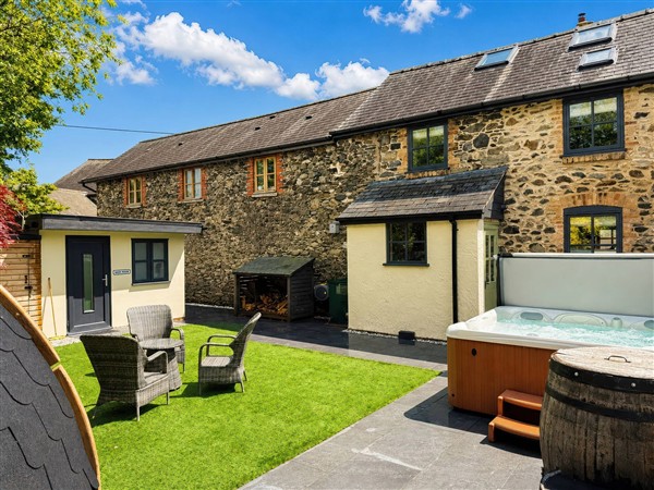 Railway Cottage in Powys