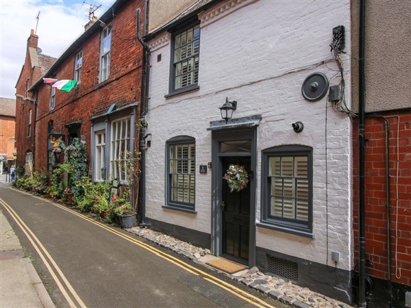 Raven Lane Retreat, 