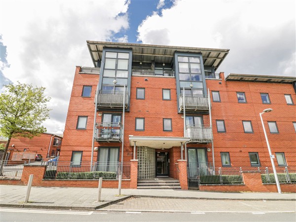 Rickman Apartment in West Midlands