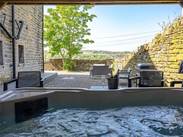 Ridge Barn in West Yorkshire
