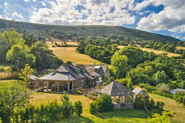 Ridge Farmhouse in Herefordshire