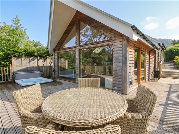 Riverbank Cottage, 