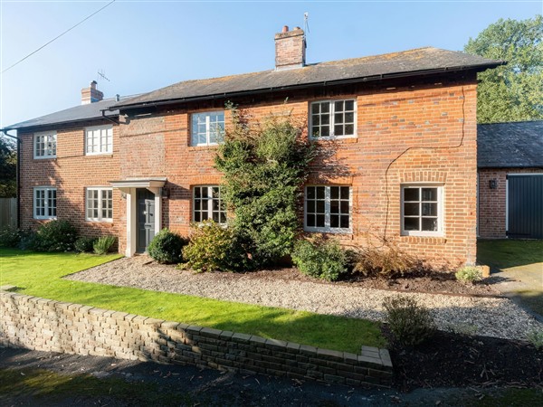 Riverside Cottage in Wiltshire