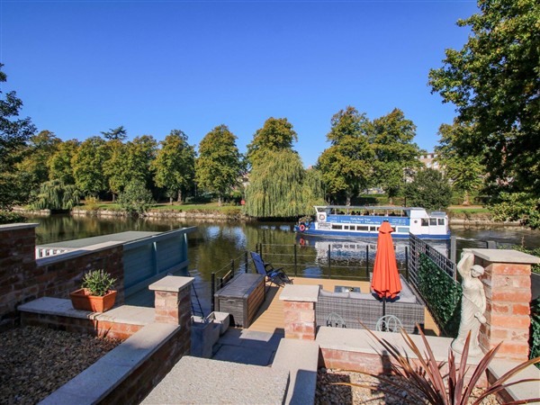 Riverside Cottage, 