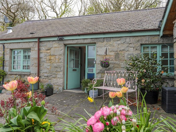 Riverside Cottage in Gwynedd