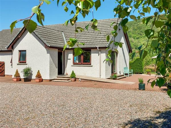 Roe Deer Cottage in Inverness-Shire