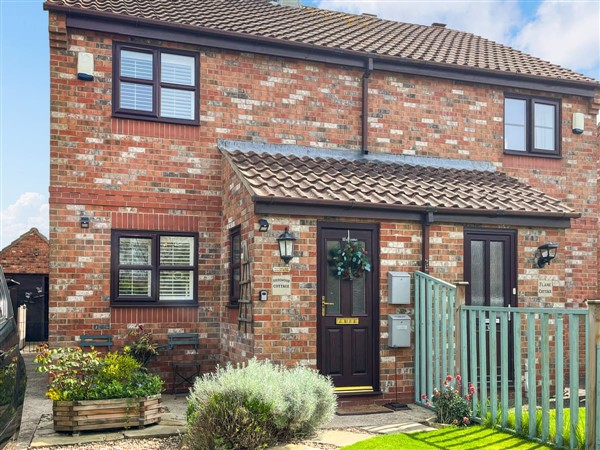 Rosewood Cottage in North Humberside