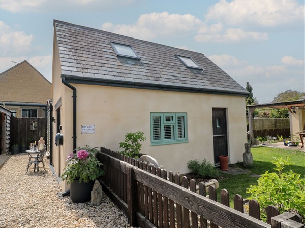 Ruby's Den in Wiltshire