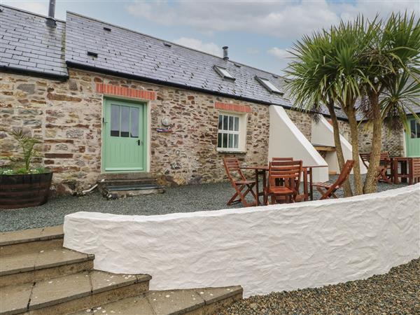 Ruffin Cottage in Talbenny near Broad Haven, Dyfed