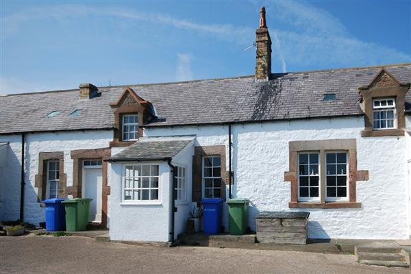 Sandpiper Cottage in Low Newton-by-the-Sea, Northumberland