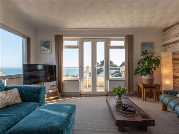 Sea View 1 Bed Flat - Pets - Balcony - Parking in Cornwall