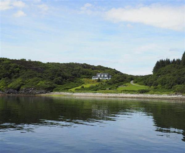 Seal Bay Cottage in Tighnabruaich, Argyll
