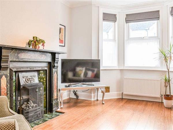 Seamile House Ref Uk38126 In Sidmouth Pet Friendly Cottage Weekend And Short Breaks At Holiday Cottages In Devon