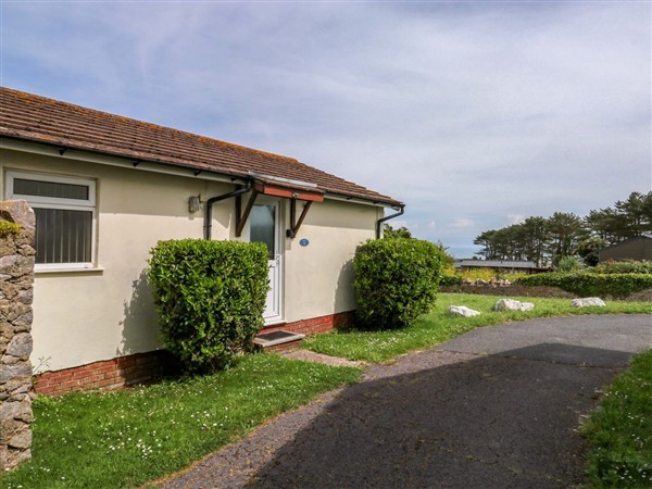 Seascape Retreat, 