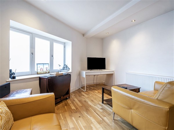 Seaside Cottage Escape in Paignton - Sleeps 4 in Devon