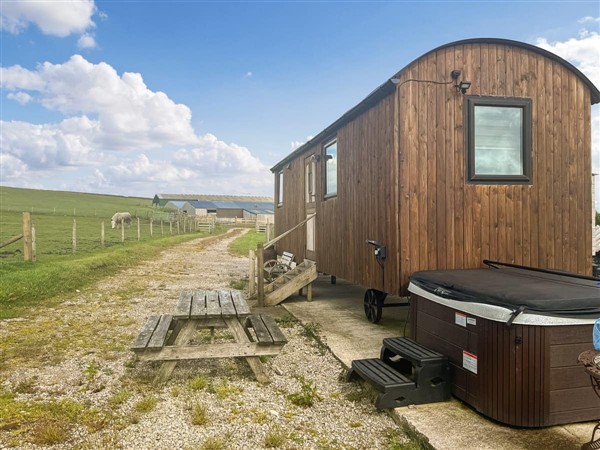 Shepherds Hut, Chipping