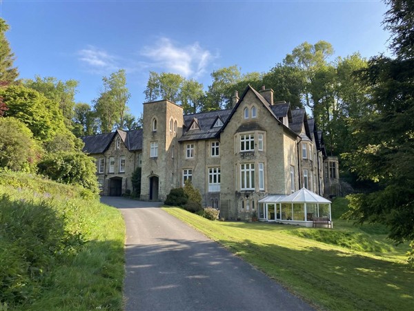Sheplegh Court Garden Apartment in Devon