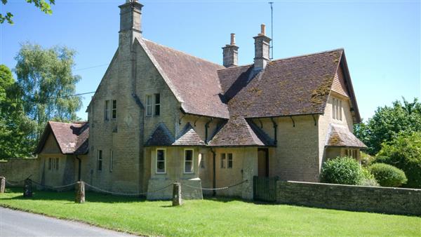 Sherborne West Lodge in Gloucestershire