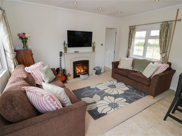 Silverstone Woods Cabin, 