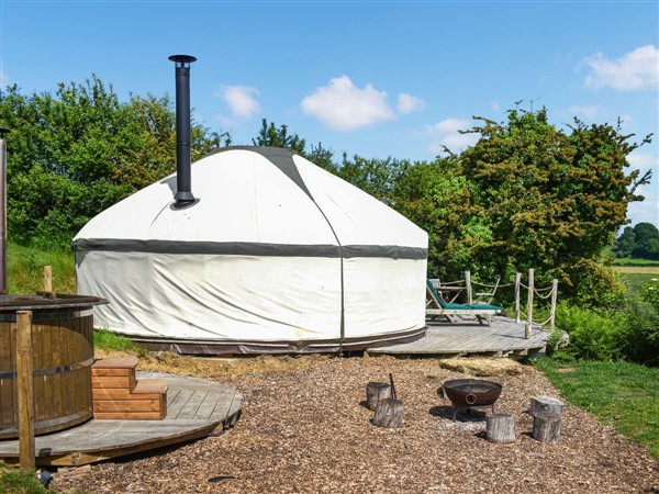 Skylark Yurt in Dorset