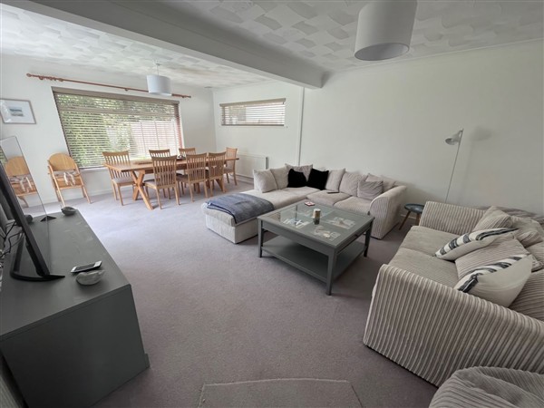 Sleeps 9 KingBeds Family Friendly in Cornwall