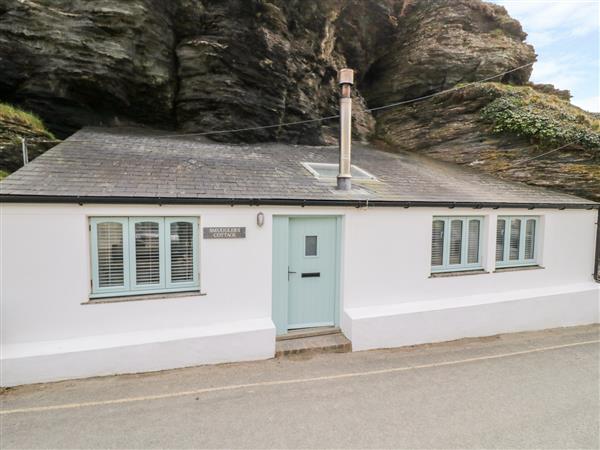 Smugglers Cottage in Trebarwith Strand near Tintagel, Cornwall