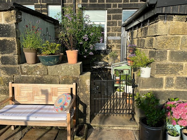 Snowdrop Cottage, 
