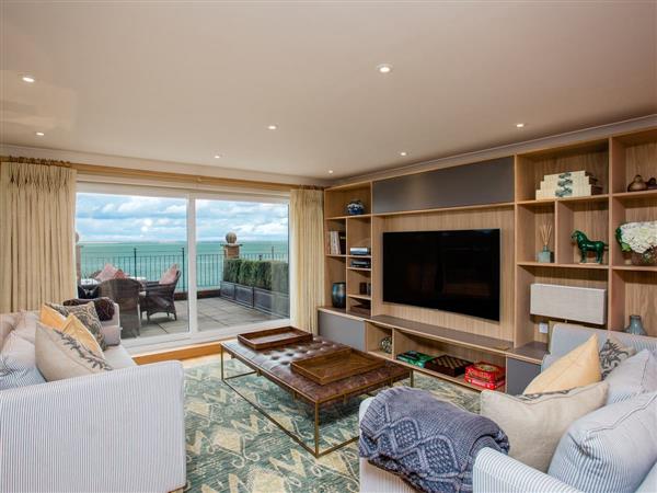 Solent View Apartment in Isle of Wight