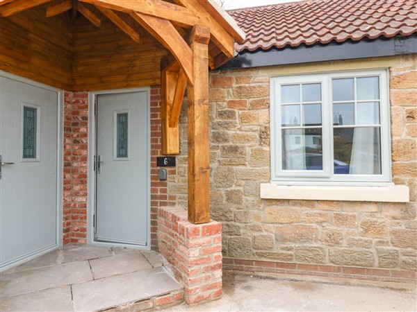 Spacious Cottage Number 6 - Durham