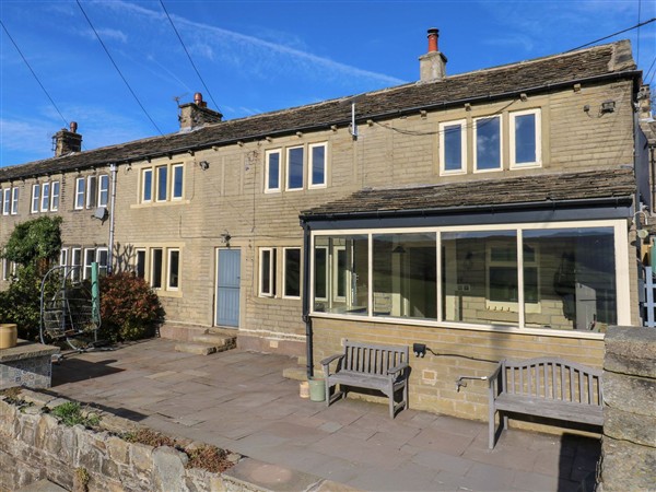 Stone & Fleece Cottage, 